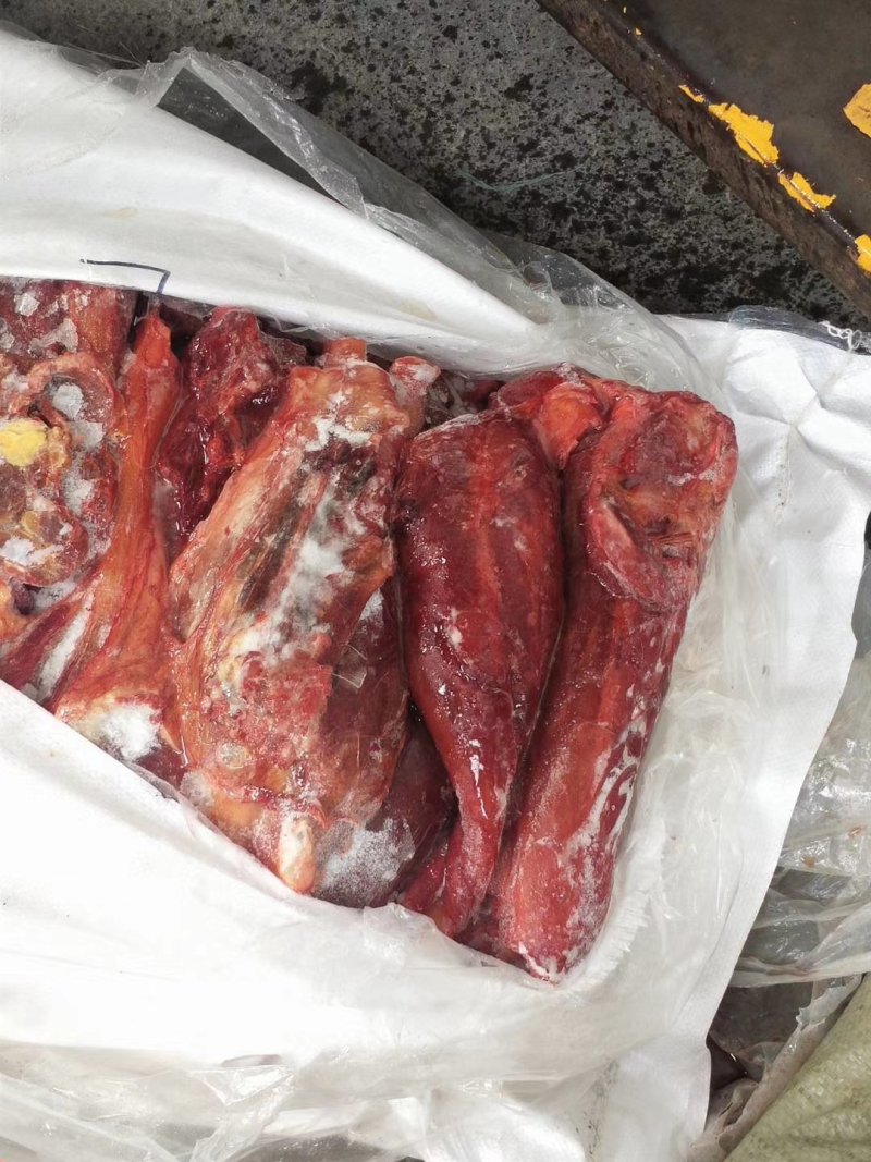 马健子，马脖子，带皮驴肉，四分体抄吗代毽子马肉！
