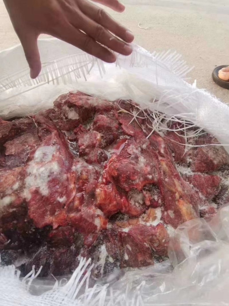 马健子，马脖子，带皮驴肉，四分体抄吗代毽子马肉！