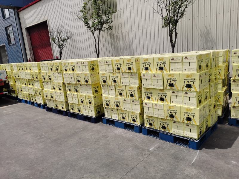青岛蓝宝石精酿原浆啤酒，500ml装，一箱12瓶。
