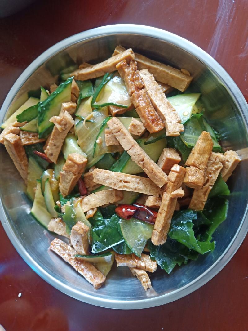 国宴脆豆腐，吃出特色。吃的健康。常年供应干货。一手货源