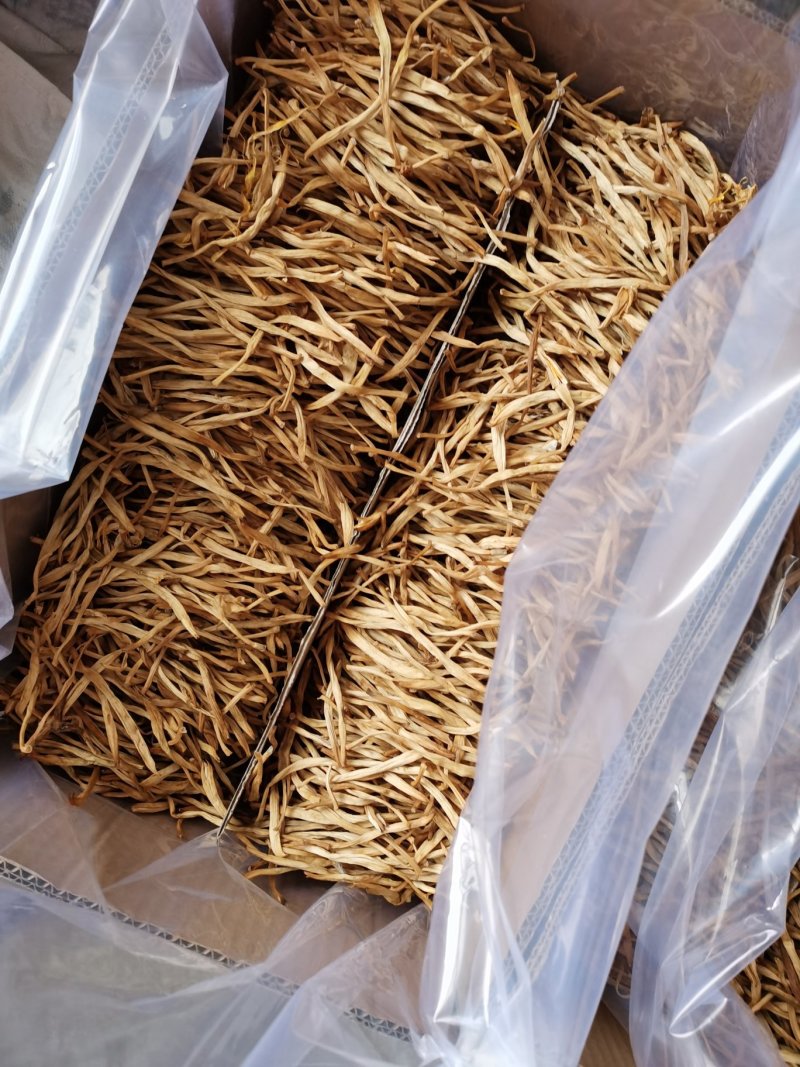 特价黄花菜基地批发，天然晾晒，无添加直条黄花菜