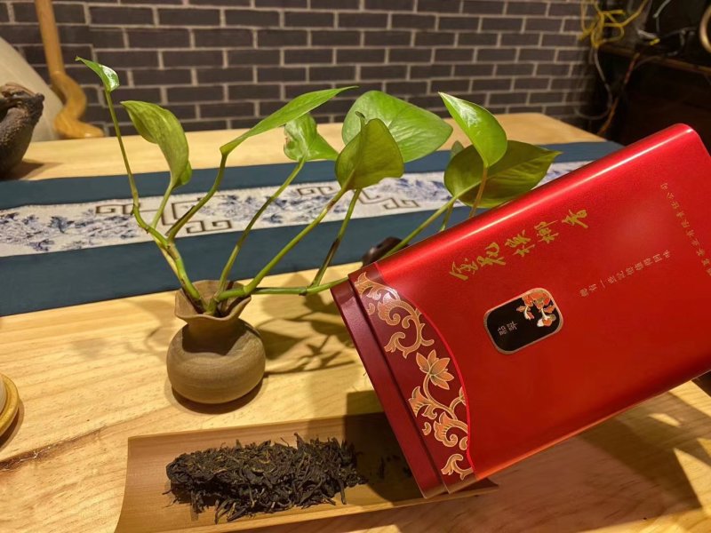 广西梧州六堡茶2013年特级大萝茶（黑茶500克）