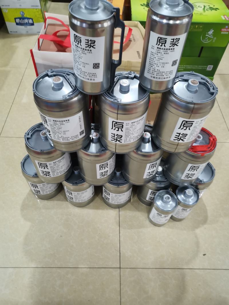 原浆啤酒真对老百姓中高端客户都能接受的酒类达到口感柔
