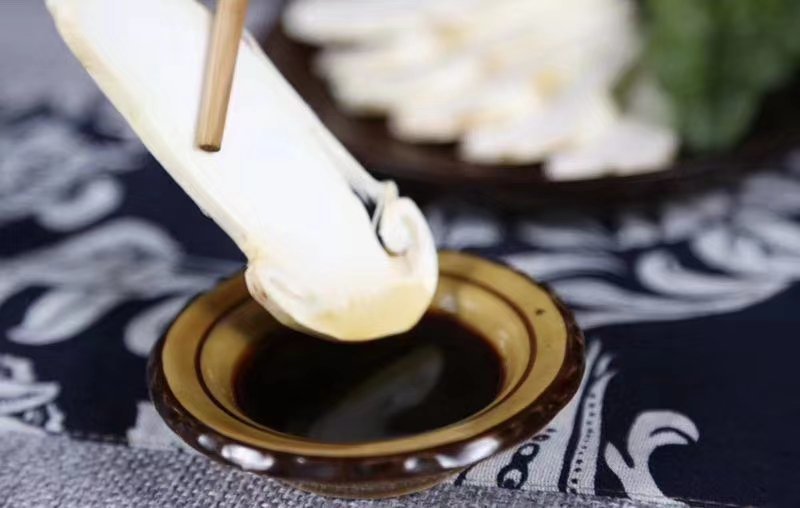 云南香格里拉野生松茸