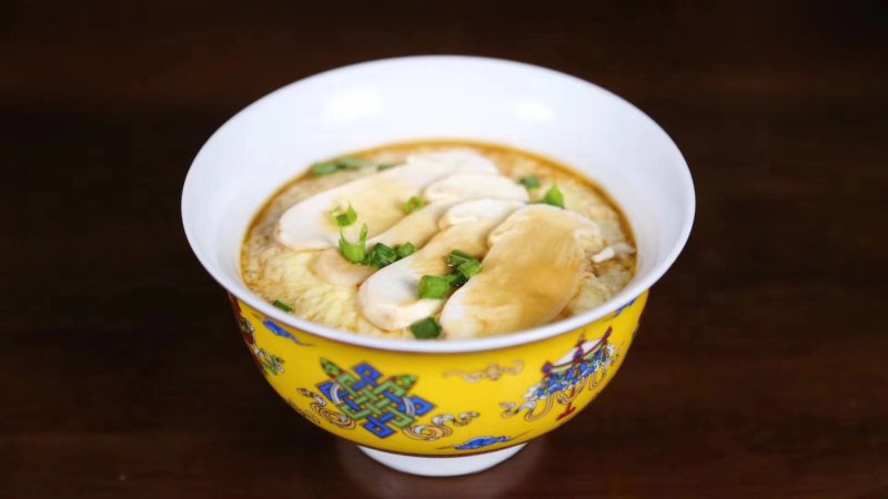 云南香格里拉野生松茸