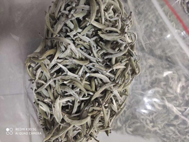 普洱毛尖茶，纯手工加工