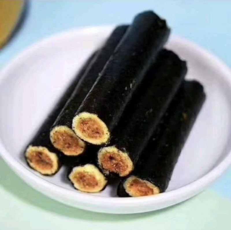 肉松海苔卷！酥脆可口！老少皆宜！一罐100克！大量有货