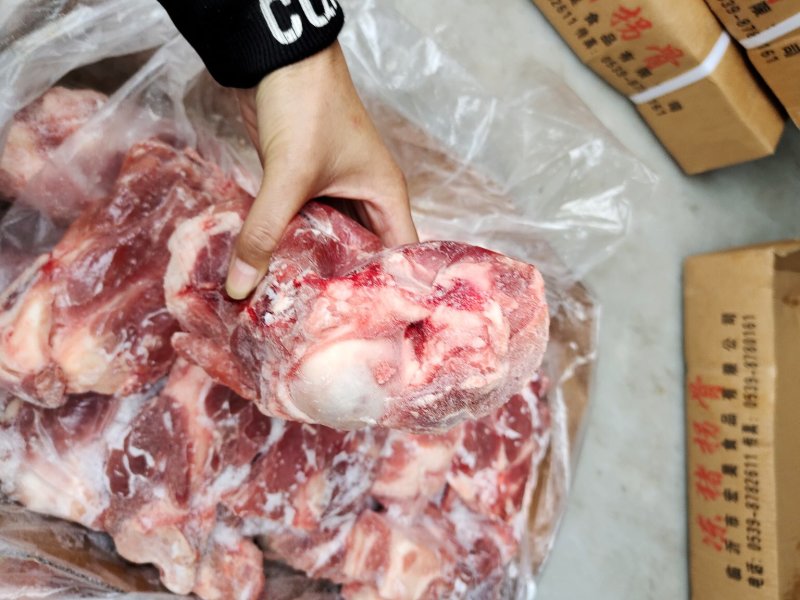 冻猪肉肉棒骨