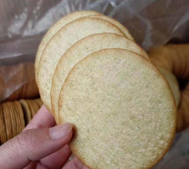 休闲零食此铁棍山药饼干地摊热销产品