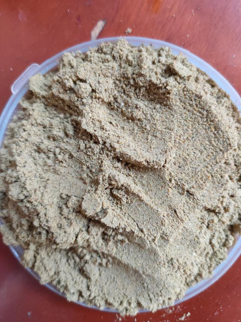 毓辉高价位优质鱼粉鳀鱼鱼干烘干粉碎喂蛋鸡鸭猪家禽使用添加