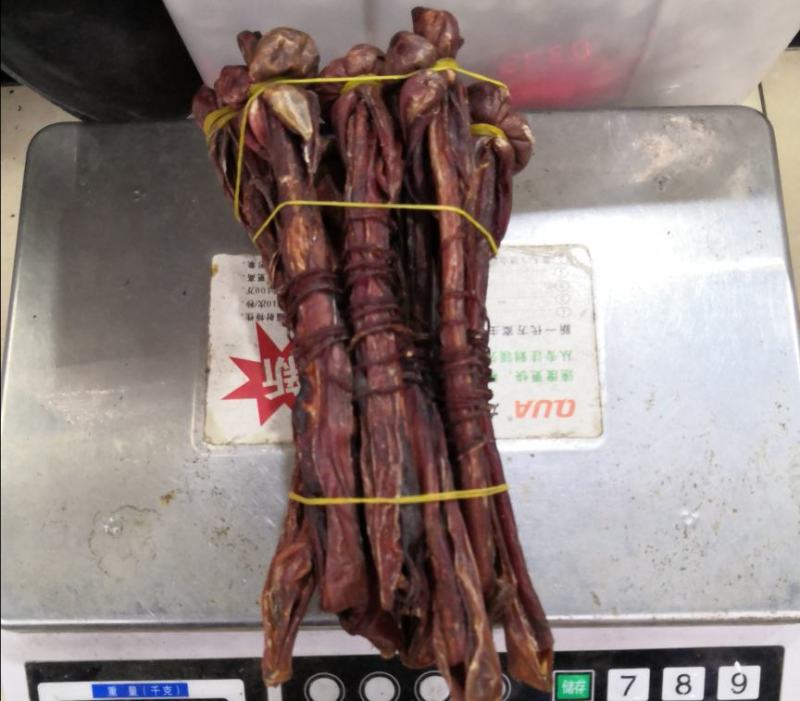 各种鞭狗鞭狗肾黑狗鞭35厘米左右各种规格欢迎进店