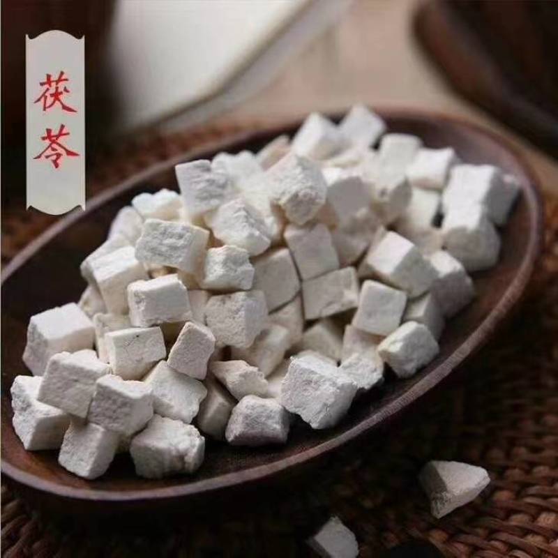 秦岭山区，26年新货，纯无硫茯苓叮，机制叮手选货无黑头