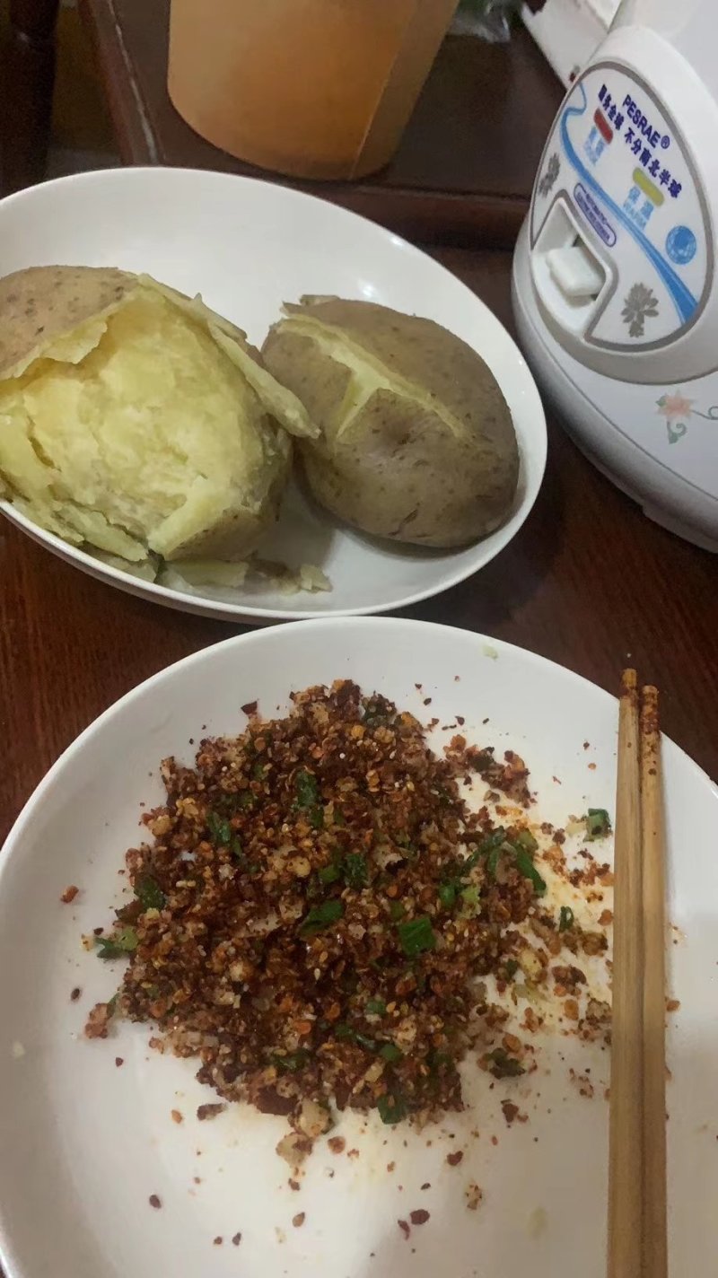 凉山老品种土豆出来了