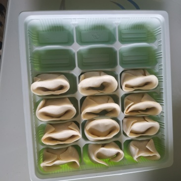水饺面食，饺子，蘑菇饺子，姬松茸馅饺子，手工制作，特色食