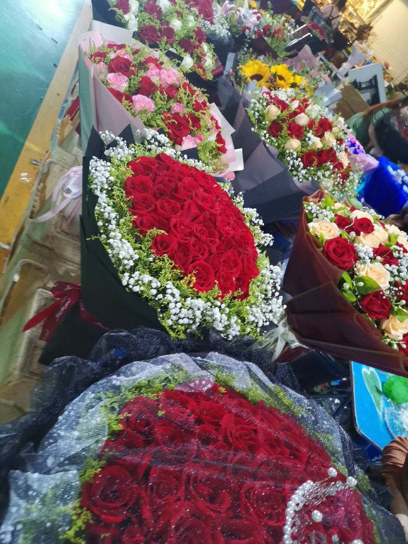 云南昆明批发市场基地直发所有鲜切花