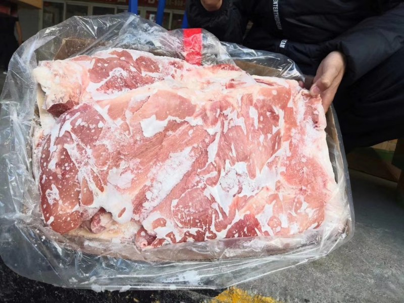 【高质量】后上五花肉，一箱两片装手续齐全欢迎咨询