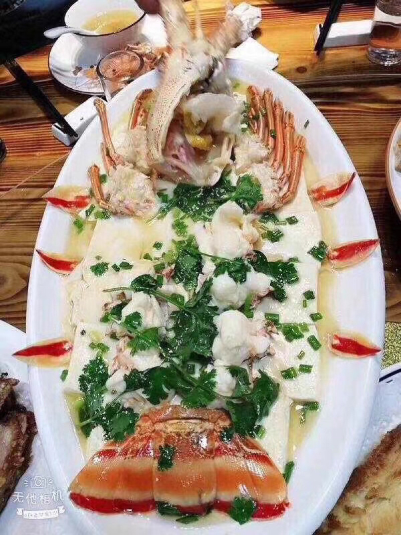 高端食材龙虾刺身酒席龙虾，个个鲜美，