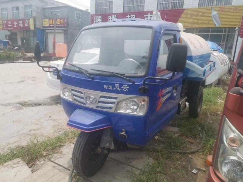 吸粪车，三轮吸粪车，吸粪车多少钱，半封闭吸粪车