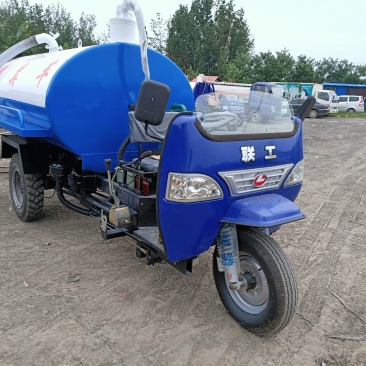 吸粪车，三轮吸粪车，吸粪车多少钱，半封闭吸粪车
