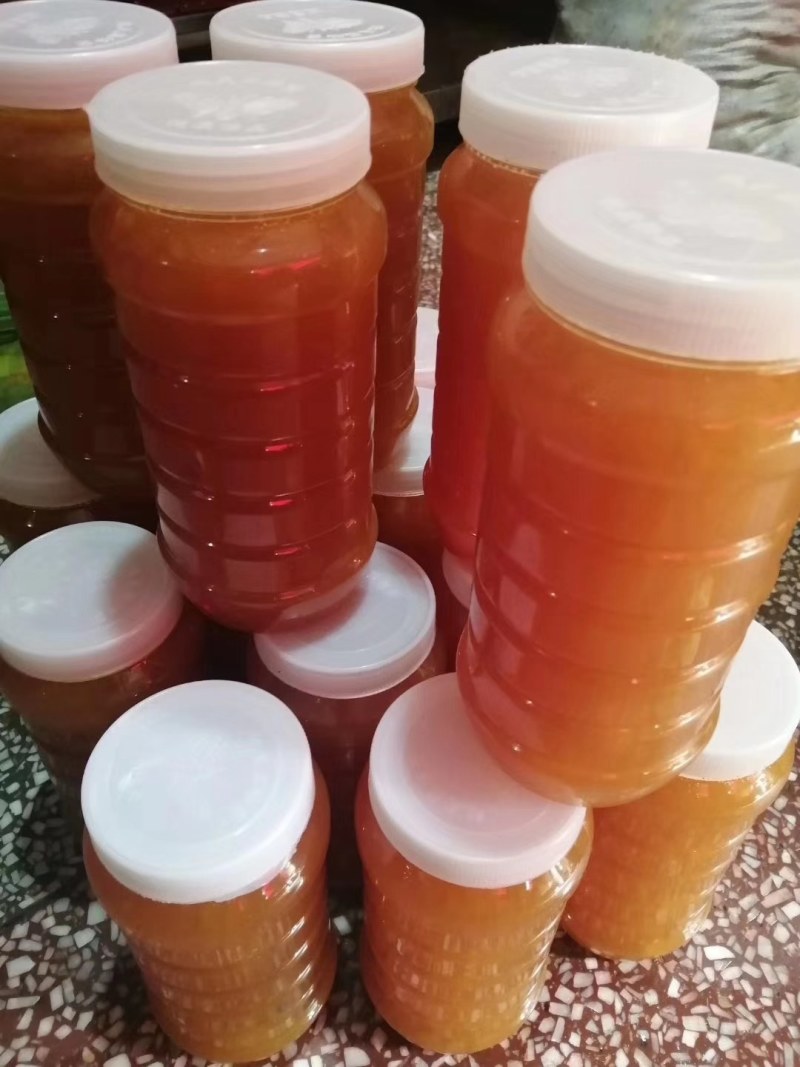 云南省深山农家百花土蜂蜜
