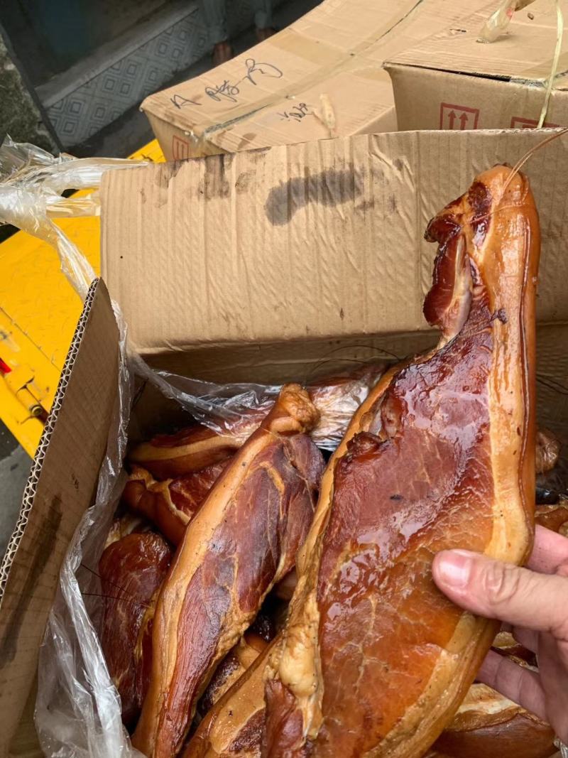 跑江湖地摊四川腊肉二刀腊肉烟熏腊肉批发