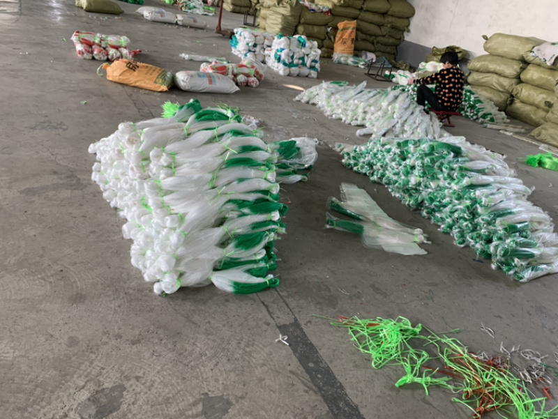 厂家直供：蔬菜专用搭架爬藤网，黄瓜，豆角专用爬藤网厂家