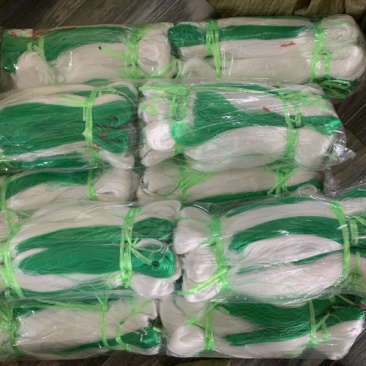 厂家直供：蔬菜专用搭架爬藤网，黄瓜，豆角专用爬藤网厂家
