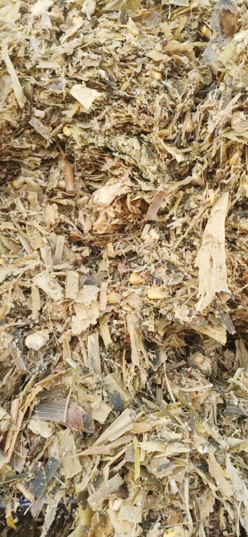 全株玉米秸秆青储打包压块，