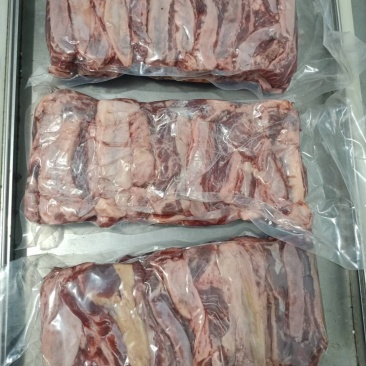 厂家直销，纯干国产腹肉条自家工厂修选下来的，质量保证