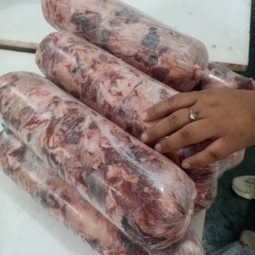 （厂家直销火爆热销中）纯干牛肉筋自家工厂修选下来的，