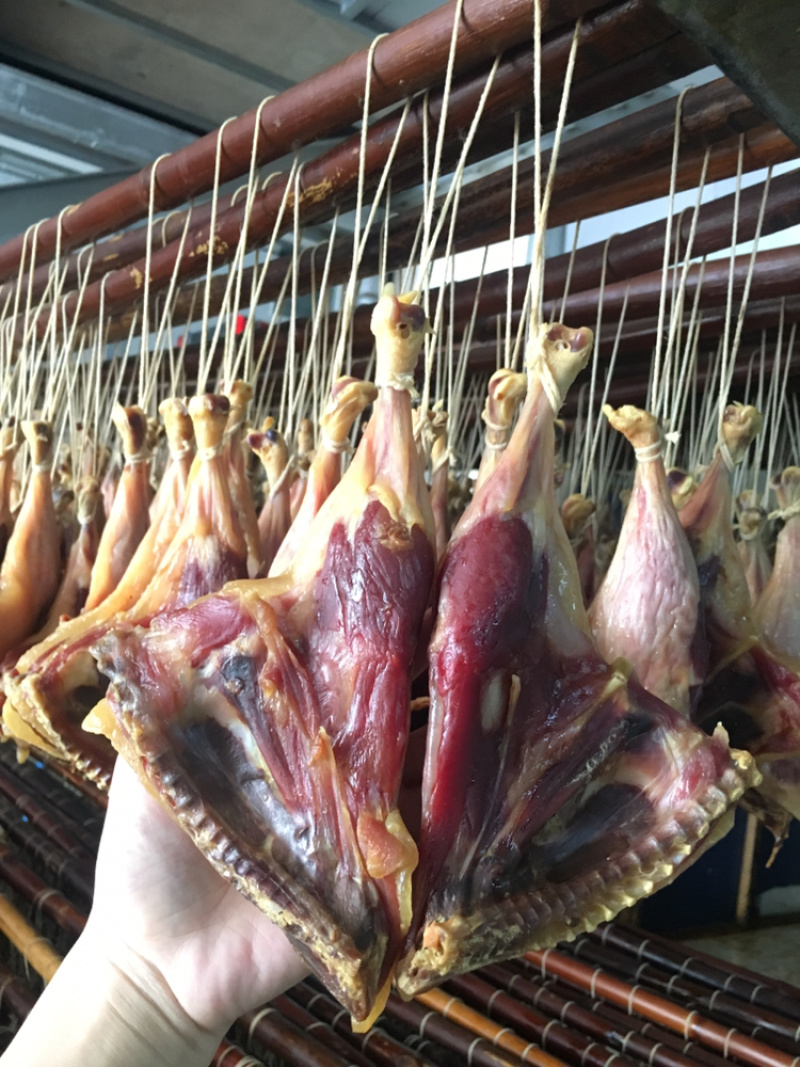 广式腊鸭腿干货咸香风脆皮风味特产批发餐饮适用