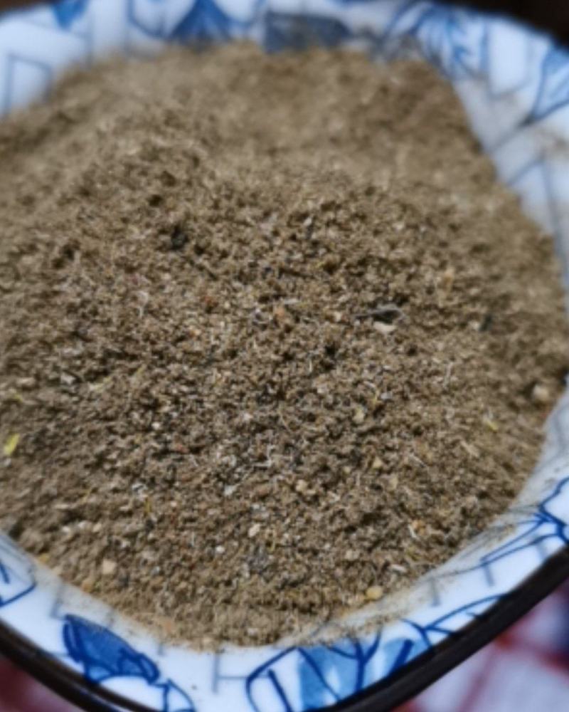 28号枸杞粉，每天吃两次一次吃一勺子。
