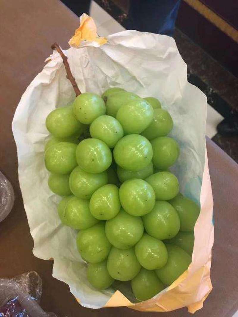 阳光玫瑰葡萄粒大味甜糖度高香味独特