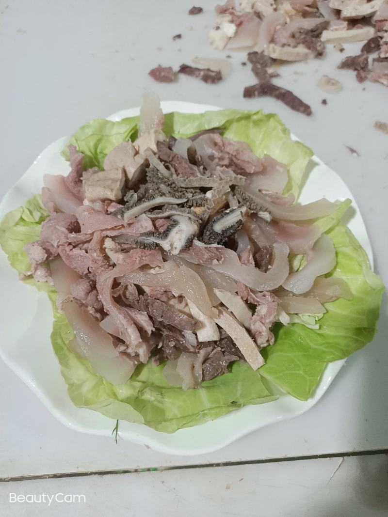 优质黄牛杂，牛杂碎，高端牛杂。一件起发，量大从优。