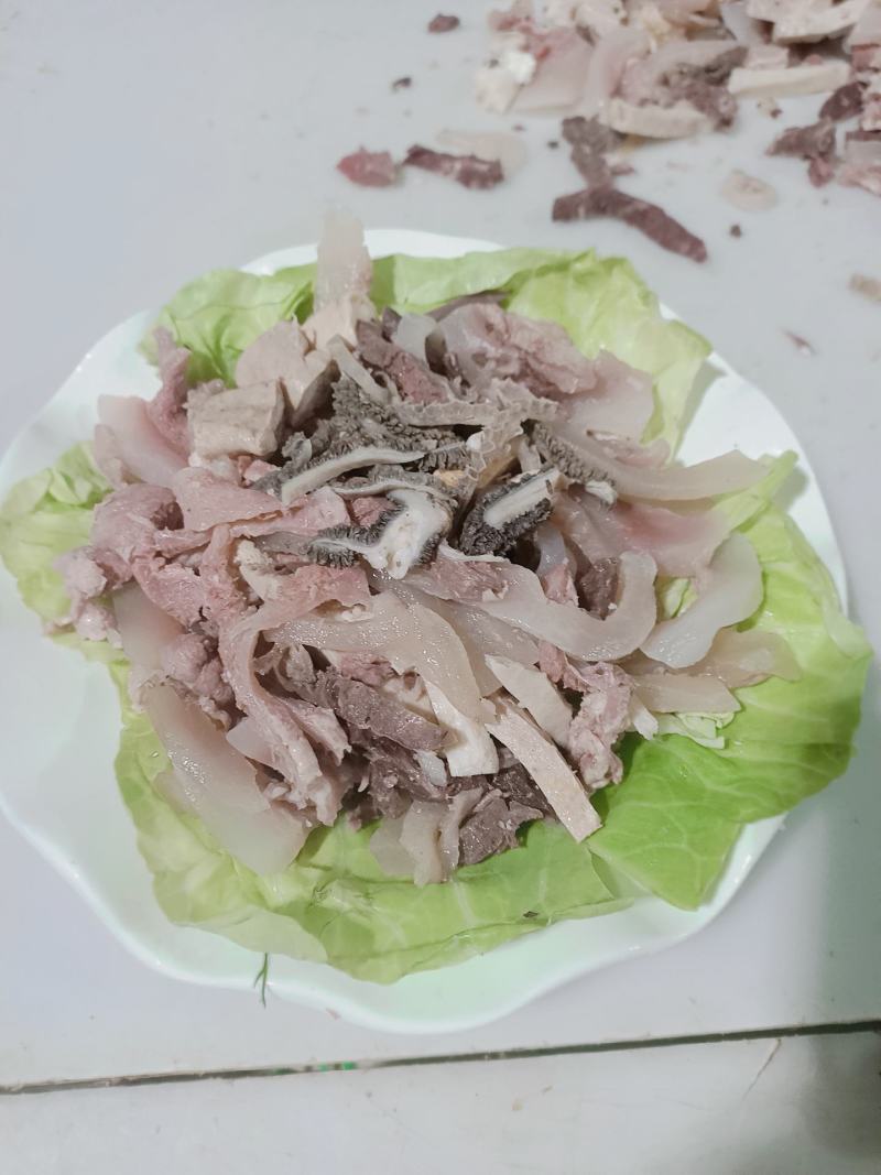 优质黄牛杂，牛杂碎，高端牛杂。一件起发，量大从优。