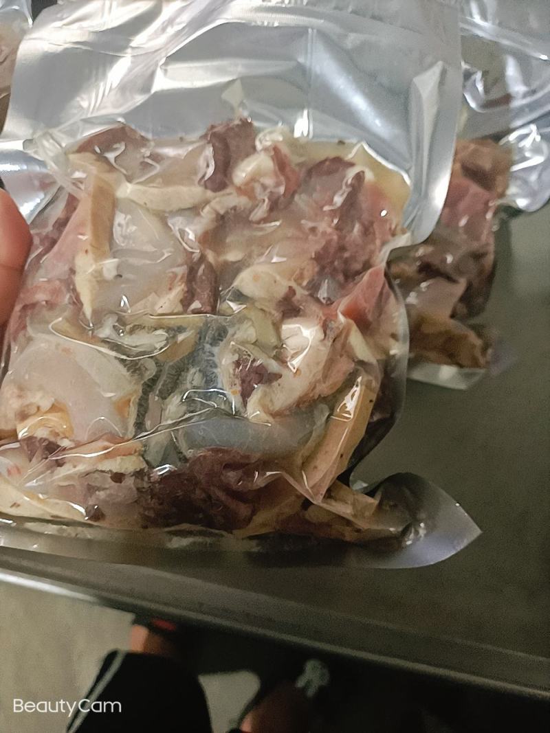 优质黄牛杂，牛杂碎，高端牛杂。一件起发，量大从优。