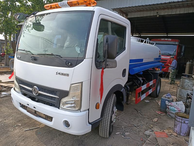洒水车，三轮洒水车，洒水车价格，二手洒水车