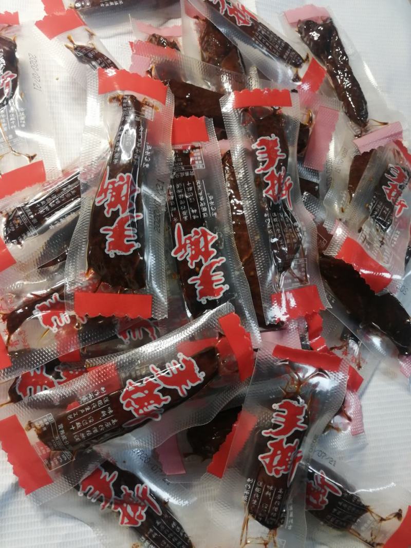 手撕牛肉，手撕鸭肉风干肉一手货源，支持一件代发