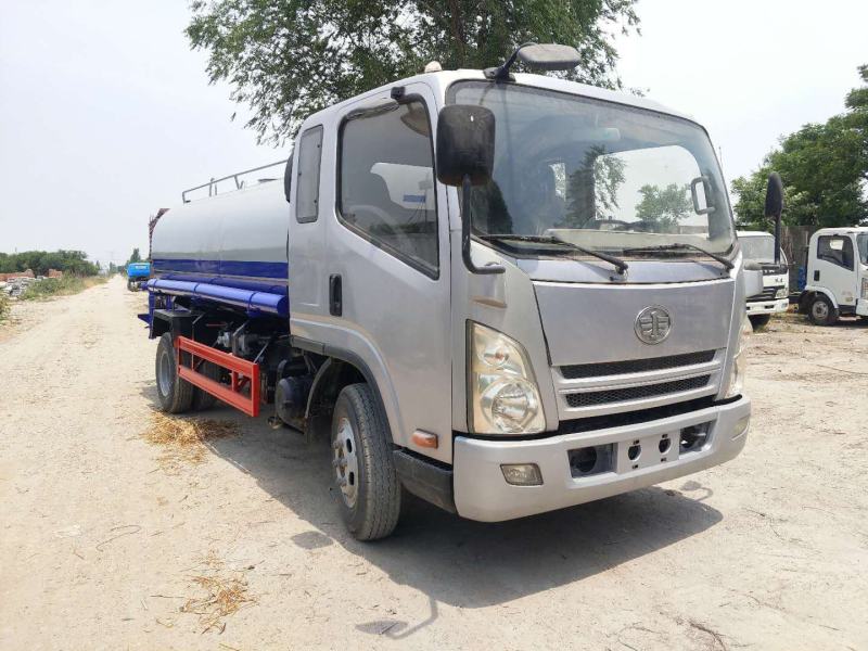 洒水车，二手洒水车，无手续的洒水车，3----12方洒水