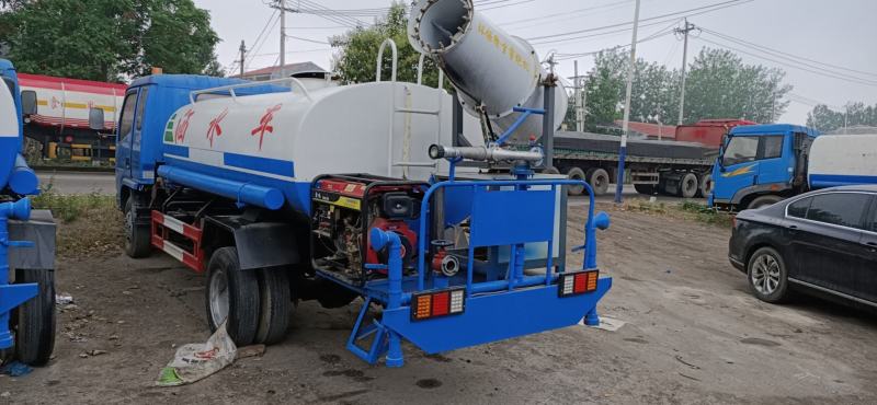 洒水车，二手洒水车，无手续的洒水车，3----12方洒水