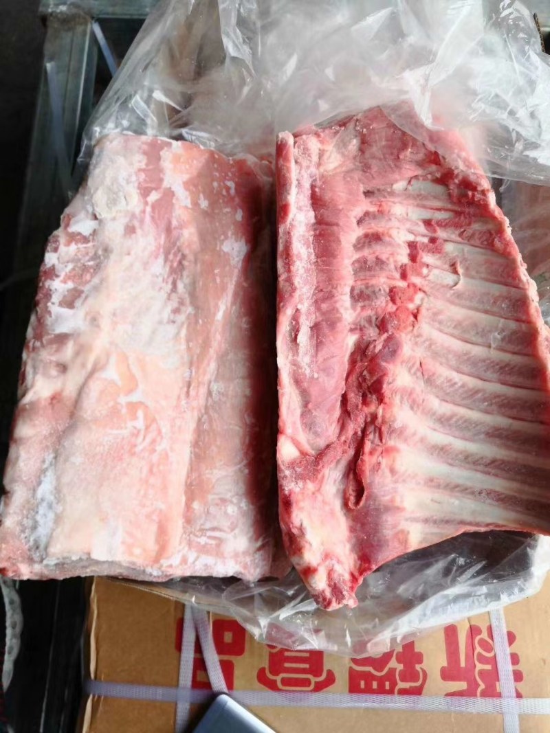 【毛排】肥猪毛排，一箱二十斤，价格不高欢迎咨询