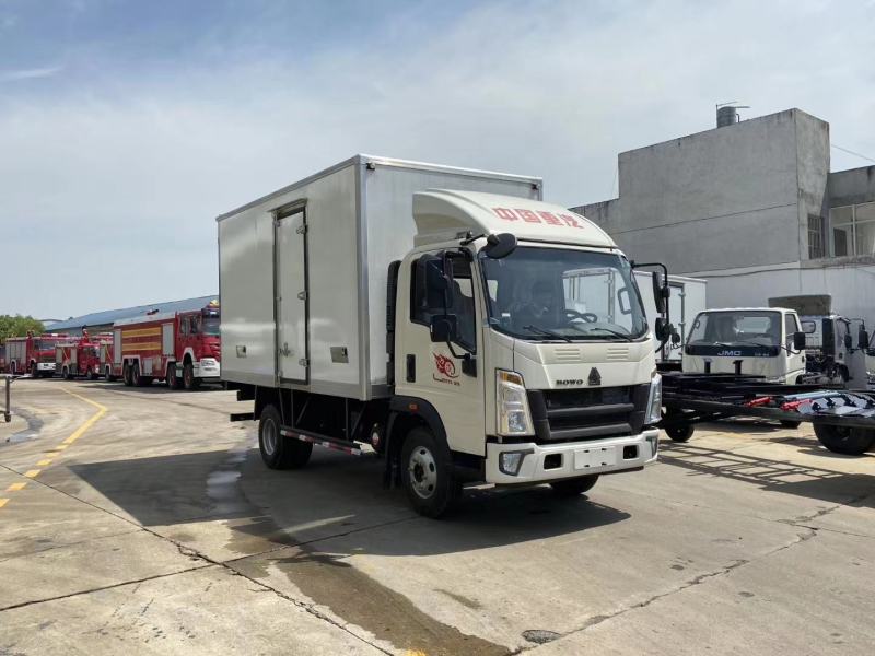 重汽豪沃4.2米国五国六冷藏车