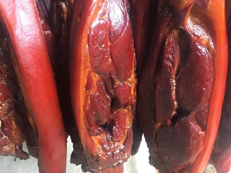 烟熏偏肥腊肉(厂家直供每天能供应30吨。支持一件代发
