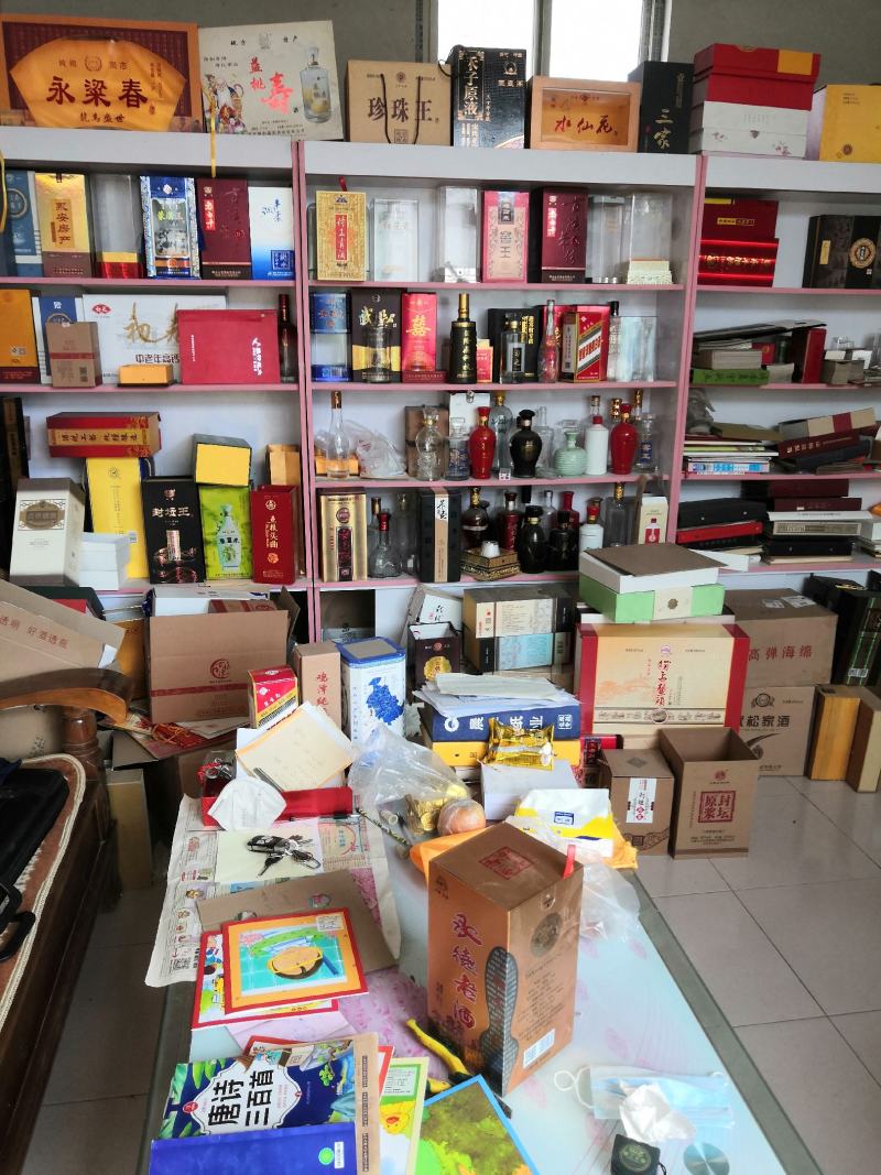 厂家批发特硬加厚纸箱快递包装苹果箱子加重纸箱胶带珍珠棉