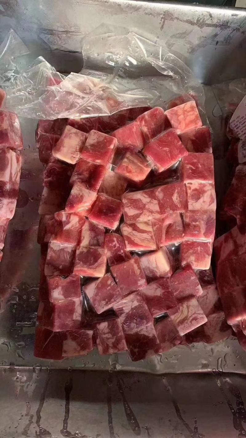 牛肉粒，不散不碎，价格便宜，质量稳定，量大从优