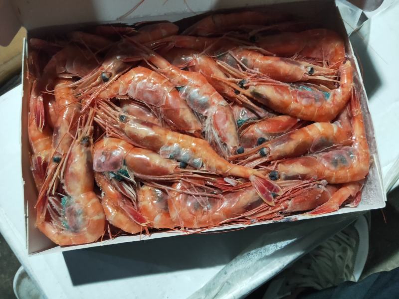 刺身甜虾，一件12盒。一盒1公斤