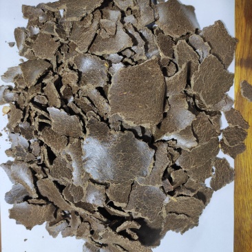 二级花生饼，颜色厚度如图，蛋白含量26，粗脂肪6，