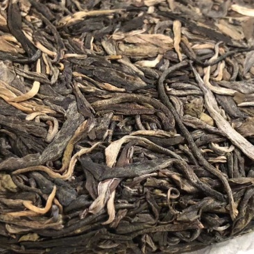 2016年南糯山拔玛古树茶