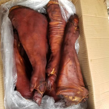 跑江湖地摊腊猪蹄真宗农家腊猪蹄一件30斤地摊火爆产品