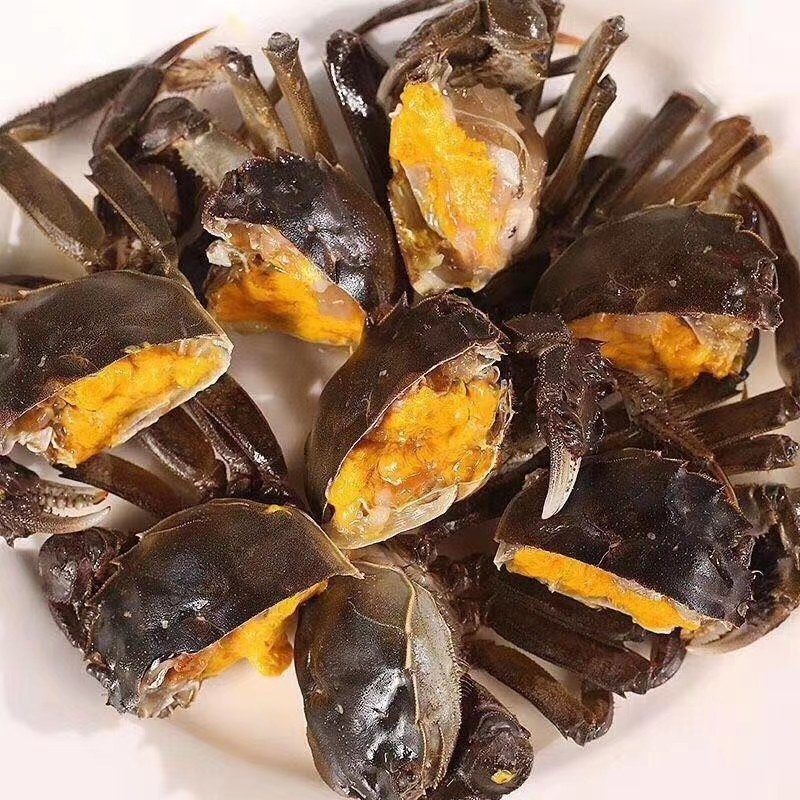 河蟹六月黄，保质保量，如果出现质量问题全额退款
